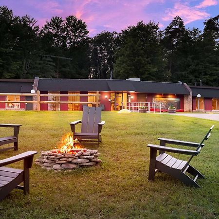 Travelodge By Wyndham Emlenton エクステリア 写真